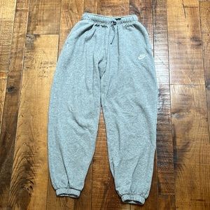 Gray Baggy Nike Sweatpants